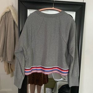 Cropped Grey Nike Sweatshirt